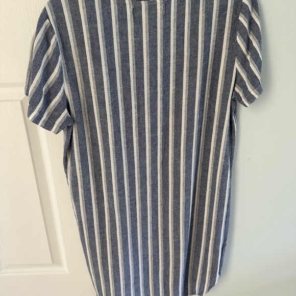 Tee shirt dress - Picture 2 of 3